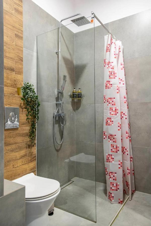 Discover - 5 Borowickiej St - Next To Opera And Unity Centre Apartment *